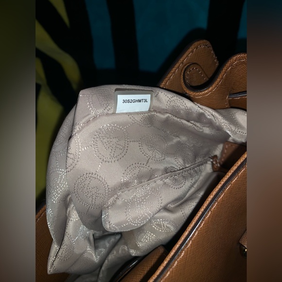 Michael Kors Large Hamilton Satchel 30S2GHMT3L in Camel Brown. - Picture 14 of 14